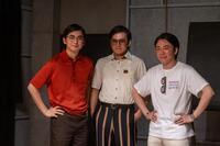 アンパンマンのミュージカルを仕掛け、見守った嵩たち。左から、健太郎（高橋文哉）、嵩（北村匠海）、たくや（大森元貴）