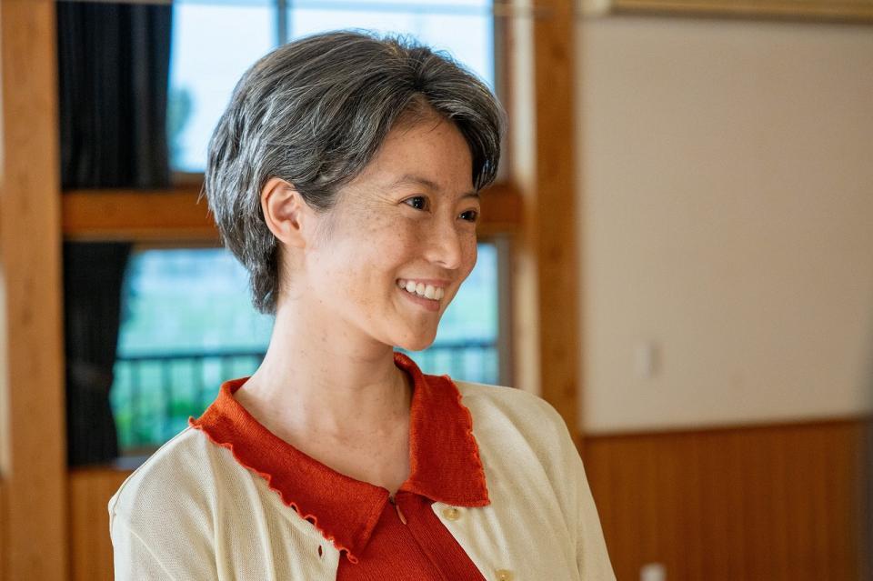 のぶ（今田美桜）は病を患いながらも、嵩ににっこりと微笑んで…