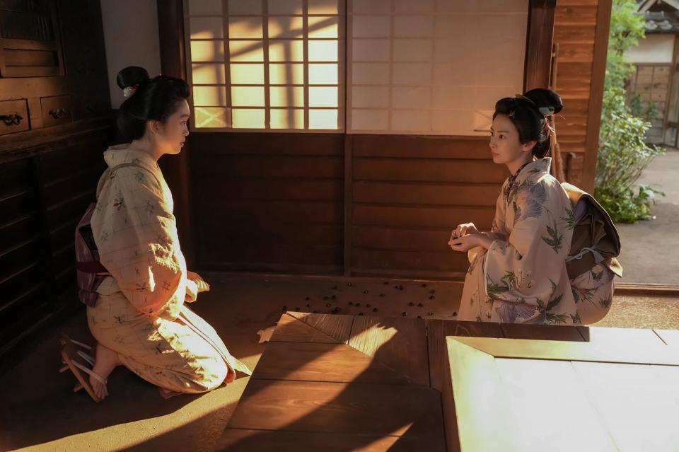 トキ（高石あかり・左）にタエ（北川景子）が驚きの提案