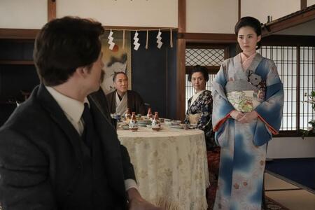 リヨ（北香那・右）、ついにヘブン（トミー・バストウ・左）に告白か…！