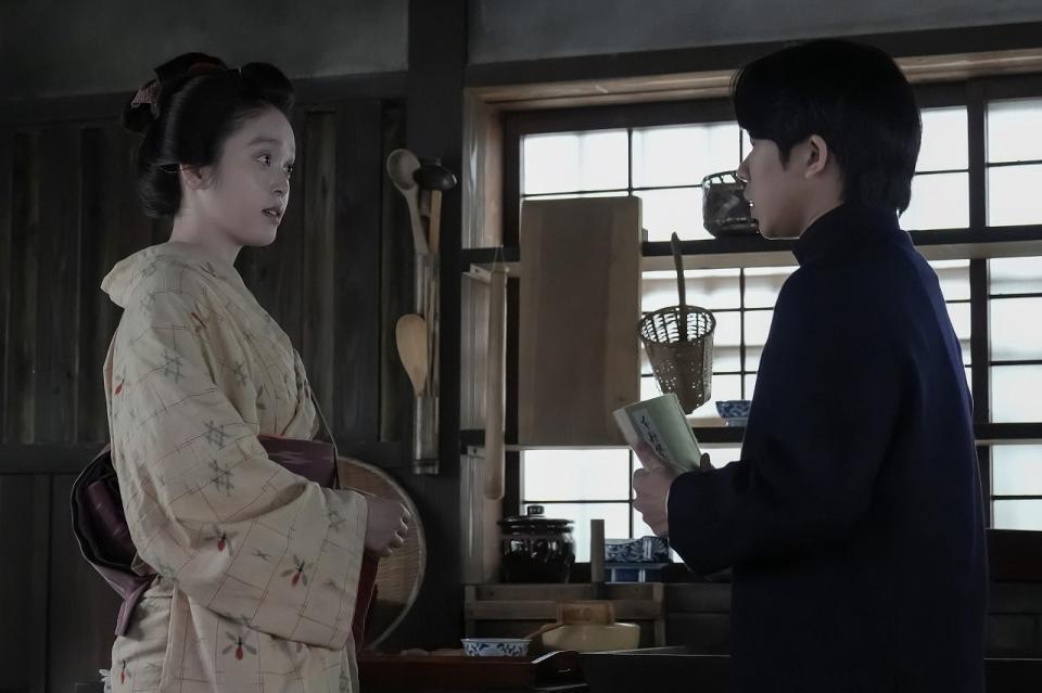 トキ（高石あかり）を励まそうと声をかける小谷（下川恭平）の提案は、ランデブー！？