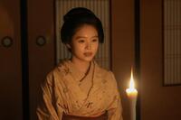 トキ（高石あかり）は、好きなだけ怪談を語れる喜びを味わいながら…