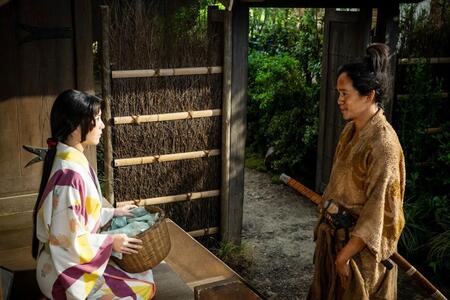 寧々（浜辺美波）、藤吉郎（池松壮亮）　ＮＨＫ大河ドラマ「豊臣兄弟！」より