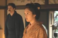 トキ（高石あかり）は信じがたいものを目にして…