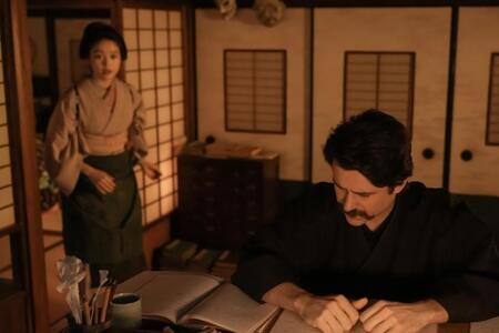 思うように書けなくて焦るヘブン（トミー・バストウ）を見たトキ（高石あかり）は…