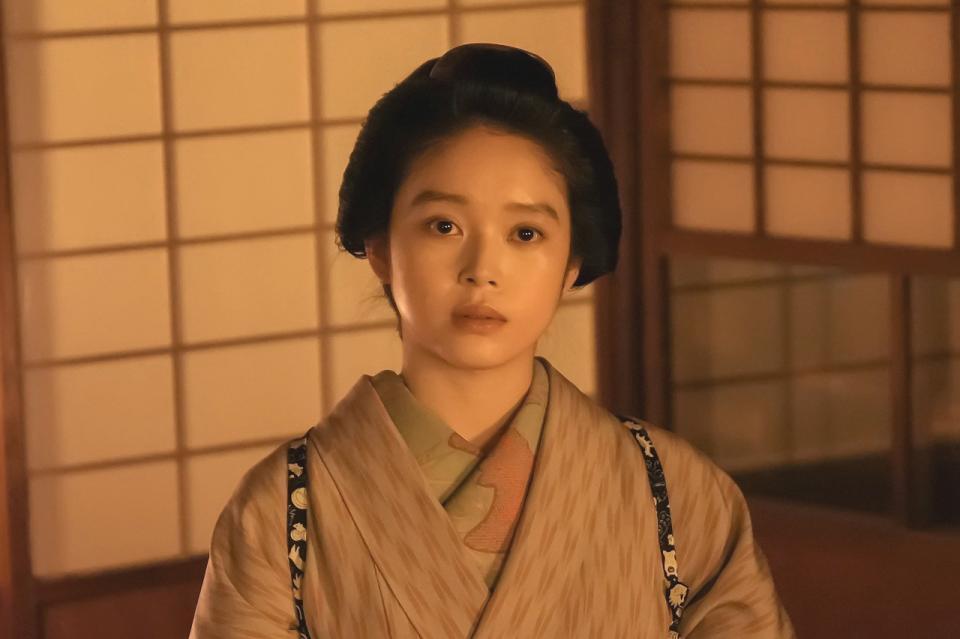 トキ（高石あかり）は、錦織のようにヘブンの執筆のお手伝いをしようと提案