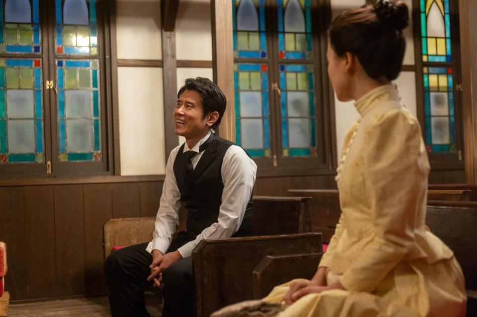 直美（上坂樹里）は吉江（原田泰造）のもとを訪れる