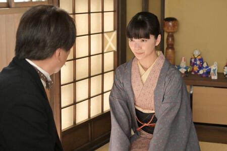 りん（見上愛）は女学校の校長・望月に赤痢の防疫に行きたいと願い出て…