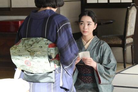 りん（見上愛）は手紙を残していなくなった娘・環を心配する