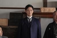 珠の初恋のひと、新任教師の島村（工藤阿須加）