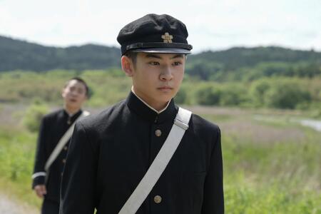弟・守（中須翔真）は珠のことで同級生にからかわれ…