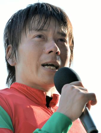 nhkマイルc 柴田大知が男泣き ホウオウがv レース デイリースポーツ Online nhkマイルc 柴田大知が男泣き ホウオウがv レース デイリースポーツ Online