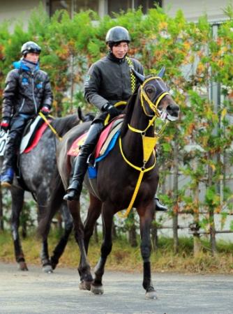 　最内枠からの発走が決まったレーヴデトワール