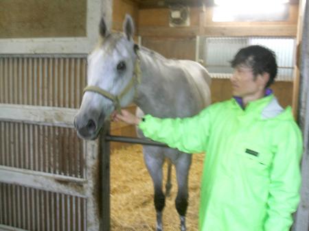 　元気な姿を見せたスノードラゴンと熊田助手