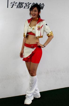 ラウンドガールの杏寿沙さん