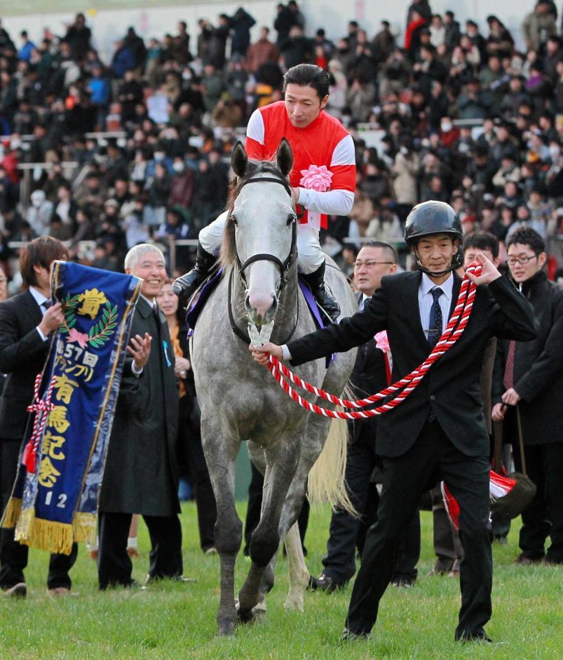 　３歳時に有馬記念を制した内田博とゴールドシップ（１２年１２月２３日・中山競馬場）
