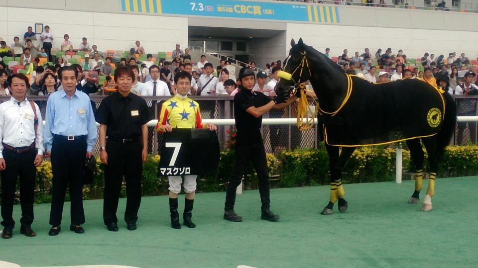 　６馬身差の圧勝を決めたマスクゾロ