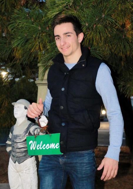 仏産二刀流ジョッキー来日“シュミノ名は？”