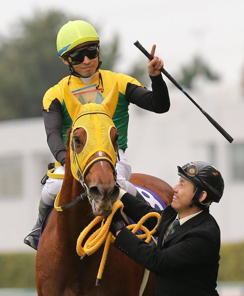 チャンピオンズＣ】サウンドトゥルーの山田弘オーナー雪辱に喜び爆発/競馬・レース/デイリースポーツ online