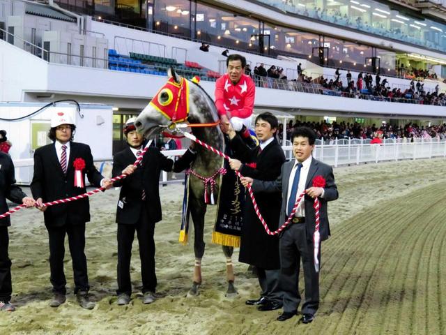【南関東競馬】レオーネＶ 的場、最年長重賞勝利記録を更新