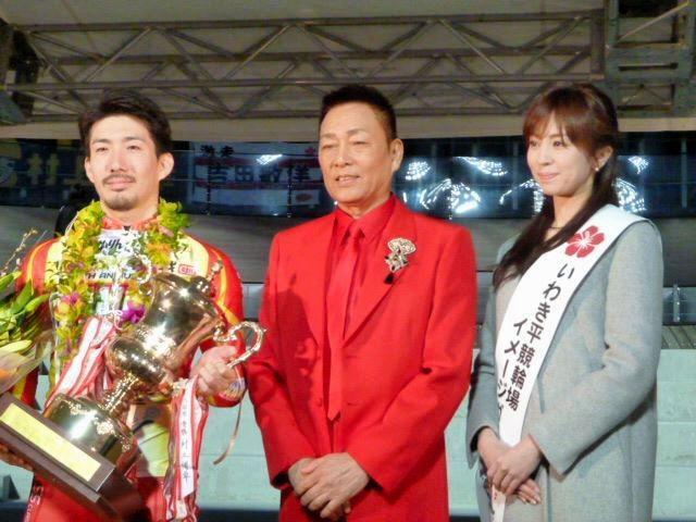 地元Ｇ３で初優勝を飾った渡辺一成（左）