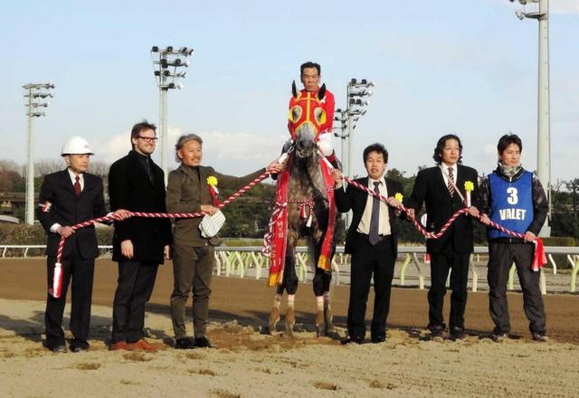 【南関東競馬】レオーネ重賞Ｖ５　的場文重賞最年長勝利記録更新