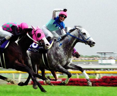 　０２年の安田記念を制したアドマイヤコジーン
