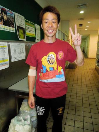 通算１０００勝を達成した江夏満