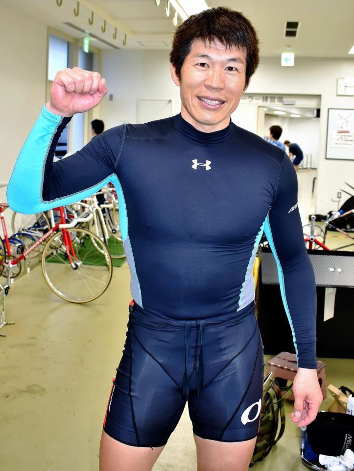 待望のＳ級初１着にガッツポーズの萱島大介