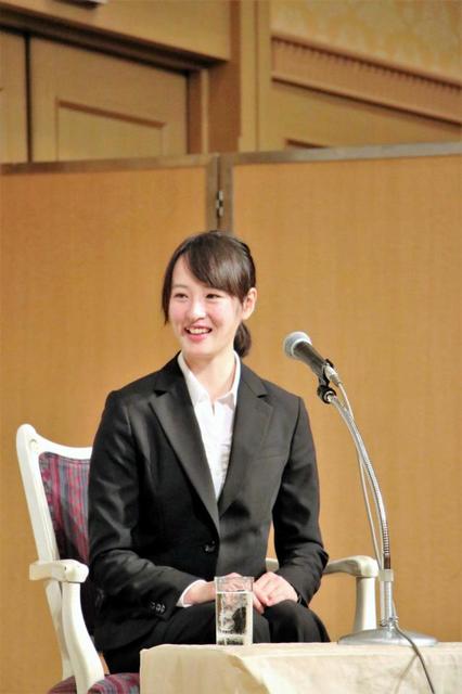 菜七子が人生初講師「Ｇ１に乗せていただける騎手に」“ＪＲＡ札幌セミナー”で登壇