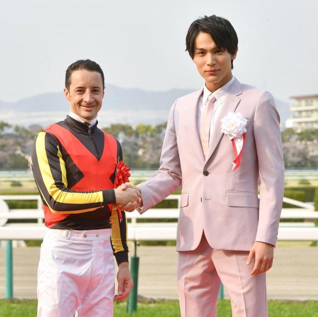 桜花賞】中川大志2着ピンクダイヤで「惜しかったです！」/競馬