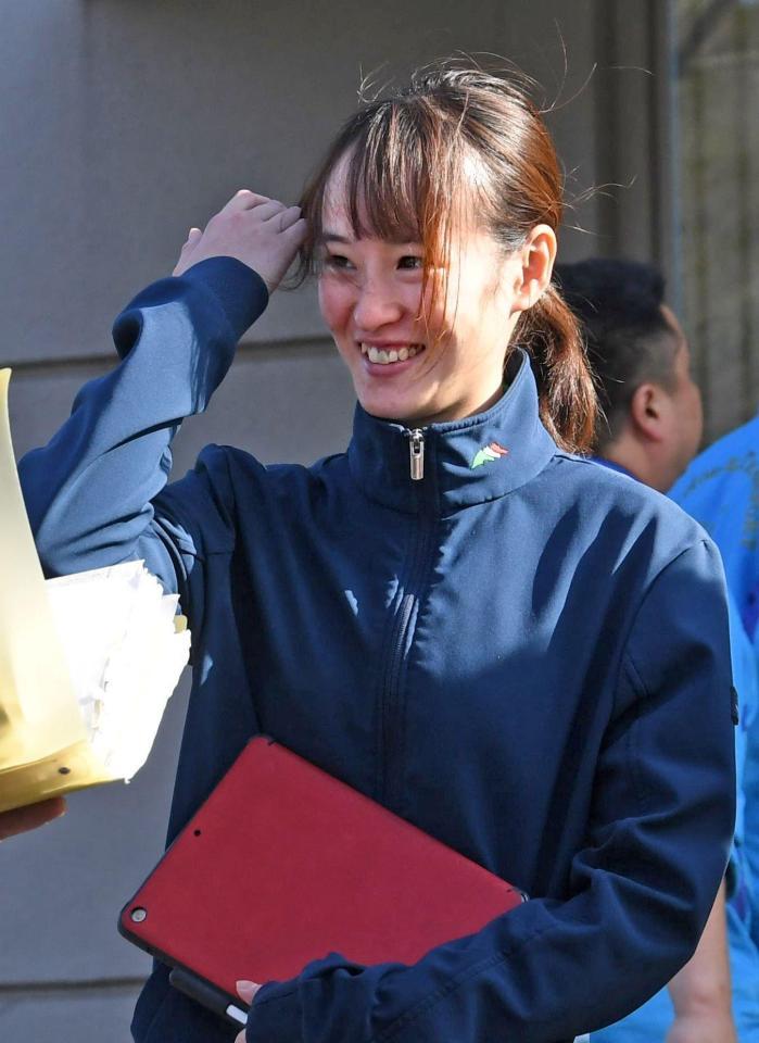 　復帰へ向けての意気込みを話す藤田菜七子