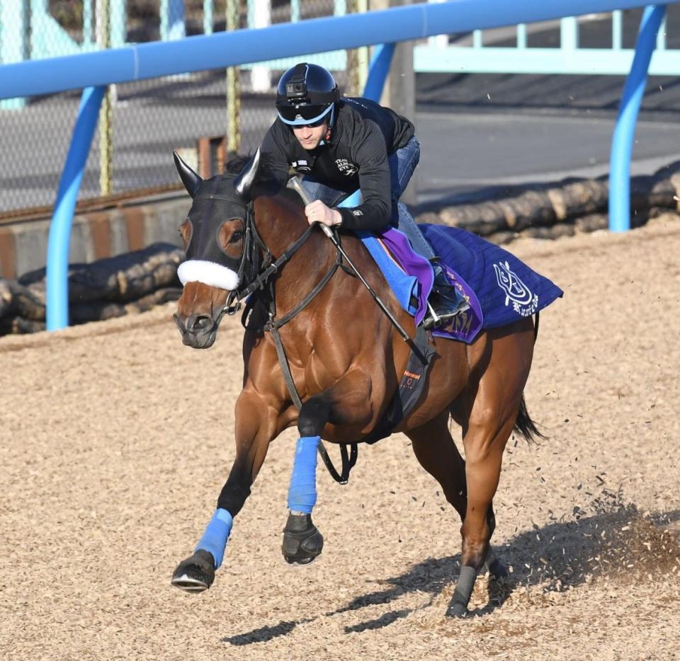 アーモンドアイ