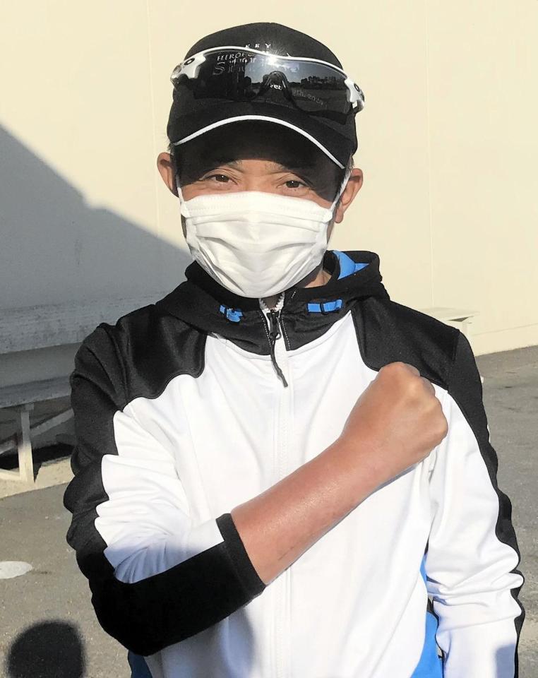 　落馬負傷後、初めて栗東トレーニングセンターを訪れた岩田康誠騎手
