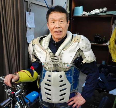 最年長勝利の日本記録を更新した鈴木章夫