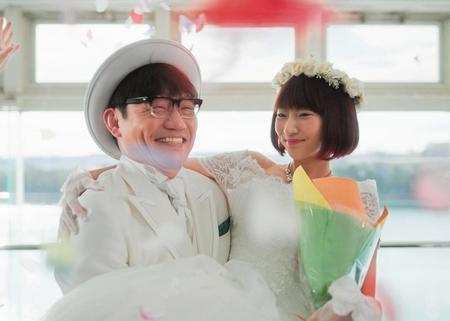 　飯尾和樹（左）と武田玲奈