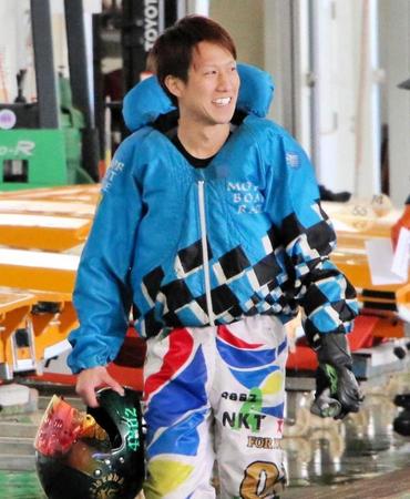 力強いターンでＧ１初Ｖに挑む中田達也