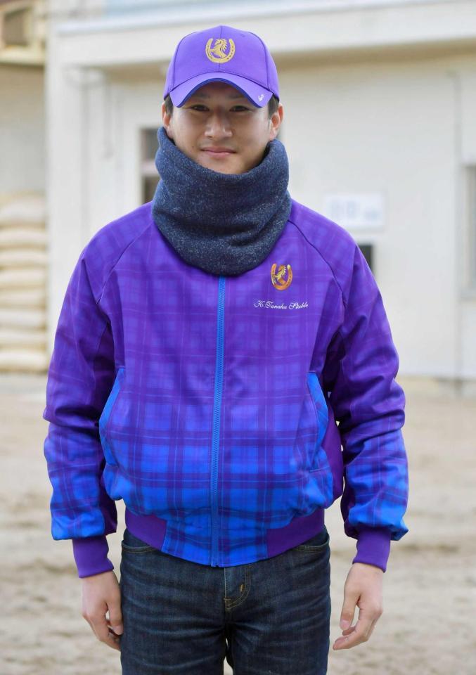 　管理馬を初めて送り出す田中克師