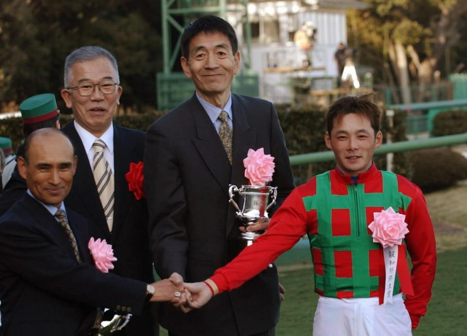 魅力ある人柄…いつしか“信者”になっていた 岡田繁幸氏の死を悼む