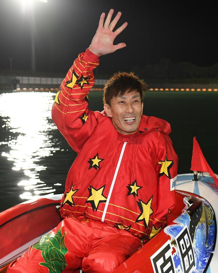ボート】45歳・原田幸哉が最年少名人 華麗なまくり差しで初出場Ｖ/競馬
