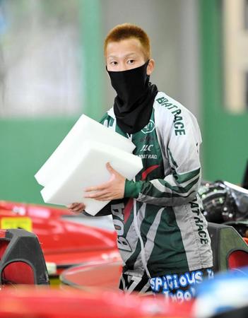 ２日目７Ｒで今節初１着の西山貴浩