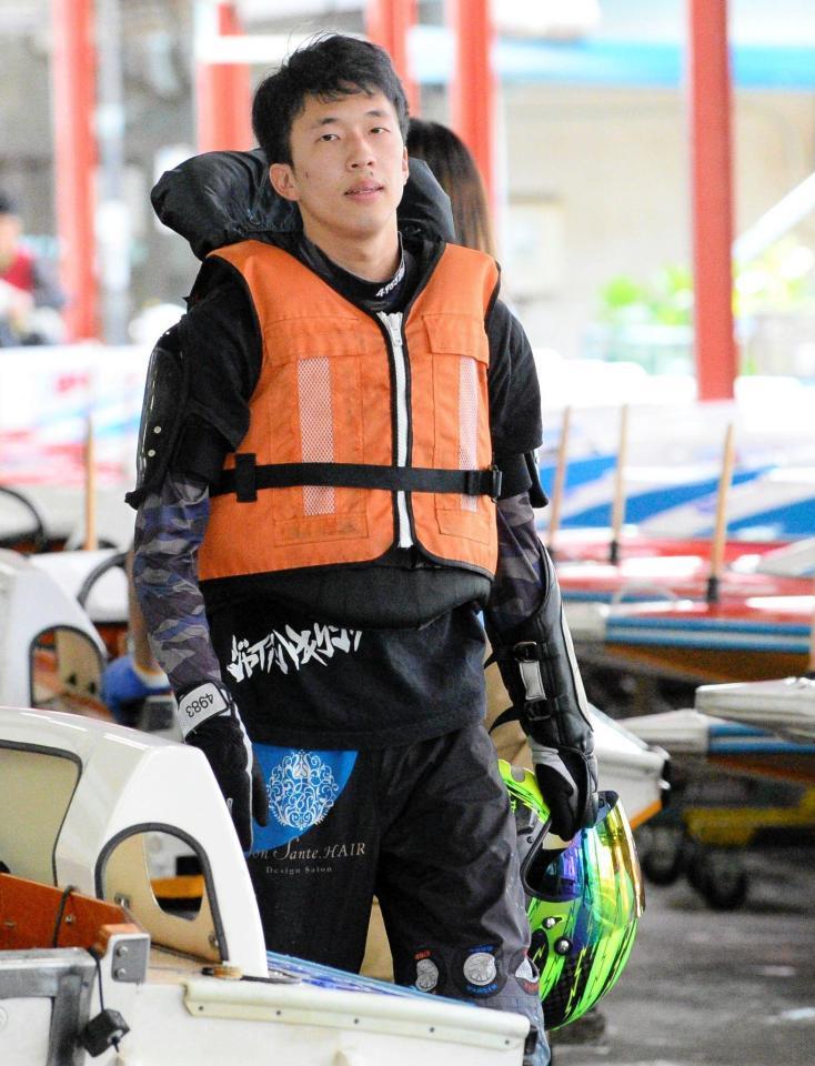 初日11Ｒで会心のまくりを決めた前田篤哉