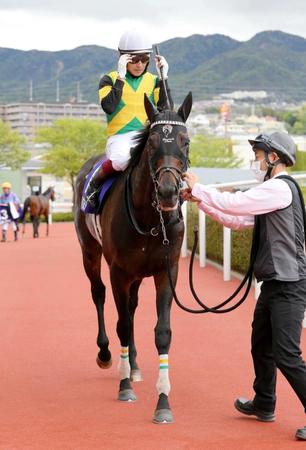 　春の天皇賞を制したワールドプレミア＝５月２日・阪神競馬場