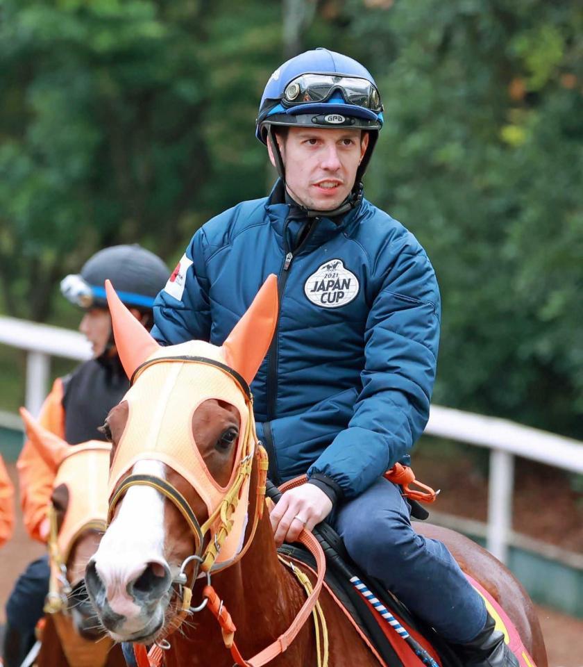 　３年ぶりの短期免許でＣ・デムーロが世界の腕を見せつける（撮影・石湯恒介）