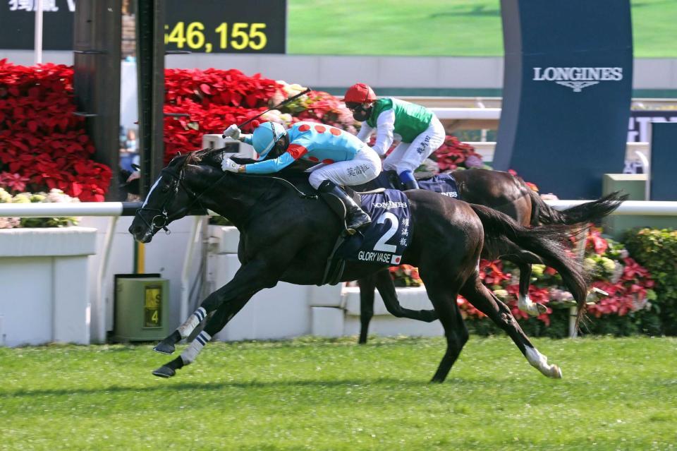 香港ヴァーズ グローリーヴェイズ 豪快差し切った ２年ぶりヴァーズ２勝目 競馬 レース デイリースポーツ Online