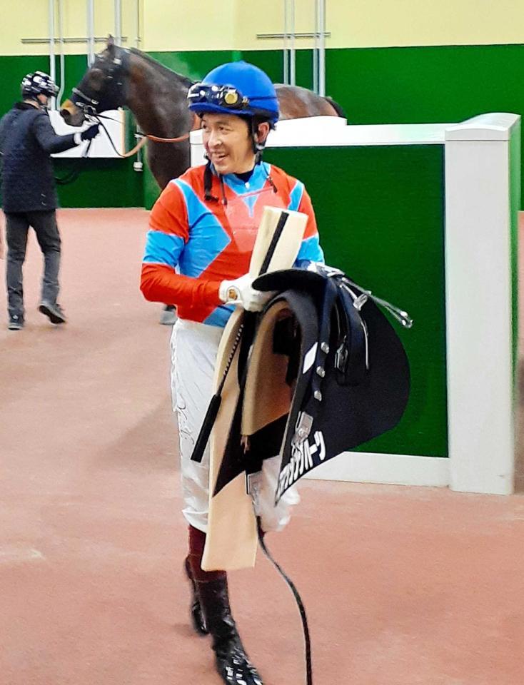 アルデバランｓ 福永祐一 落馬骨折復帰後初ｖ 一つ勝ててホッとしている 競馬 レース デイリースポーツ Online