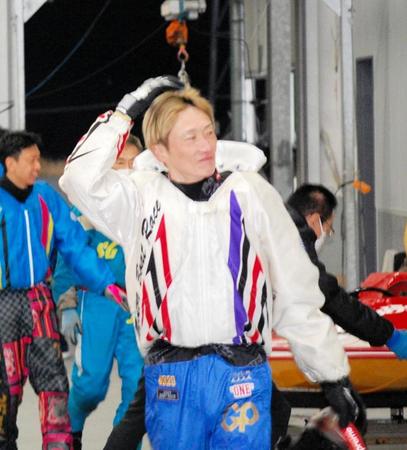 １５００勝までマジック２とした峰竜太