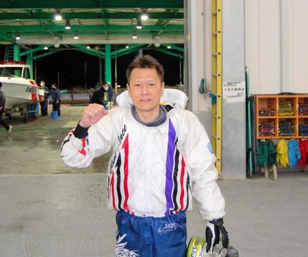 　２日目から９連勝Ｖを飾った深川真二