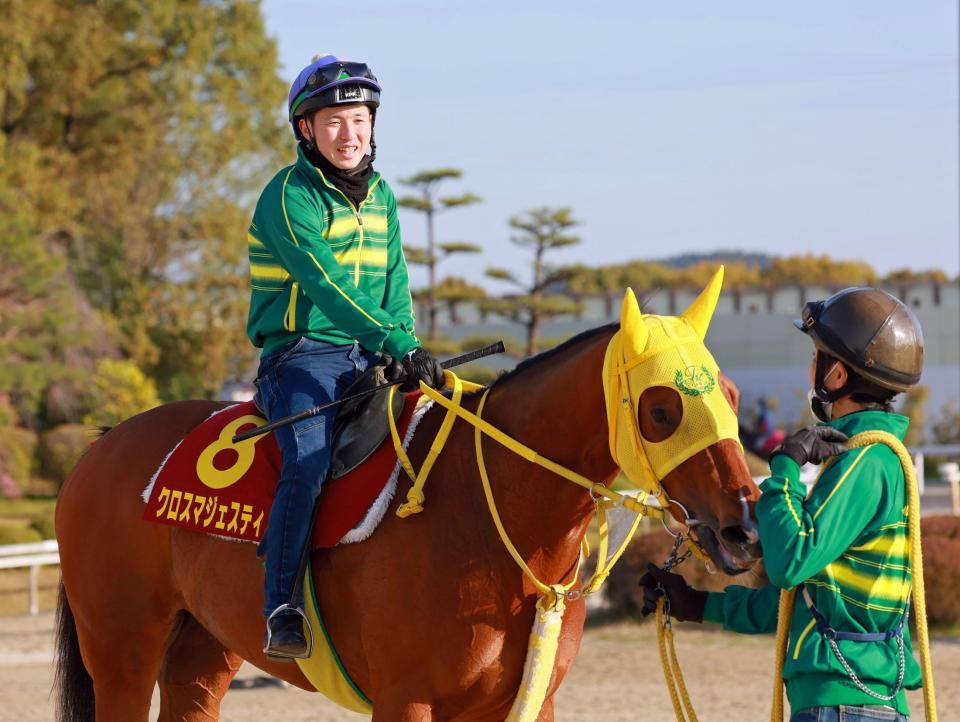 　武藤雅とクロスマジェスティ＝栗東トレセン（撮影・石湯恒介）