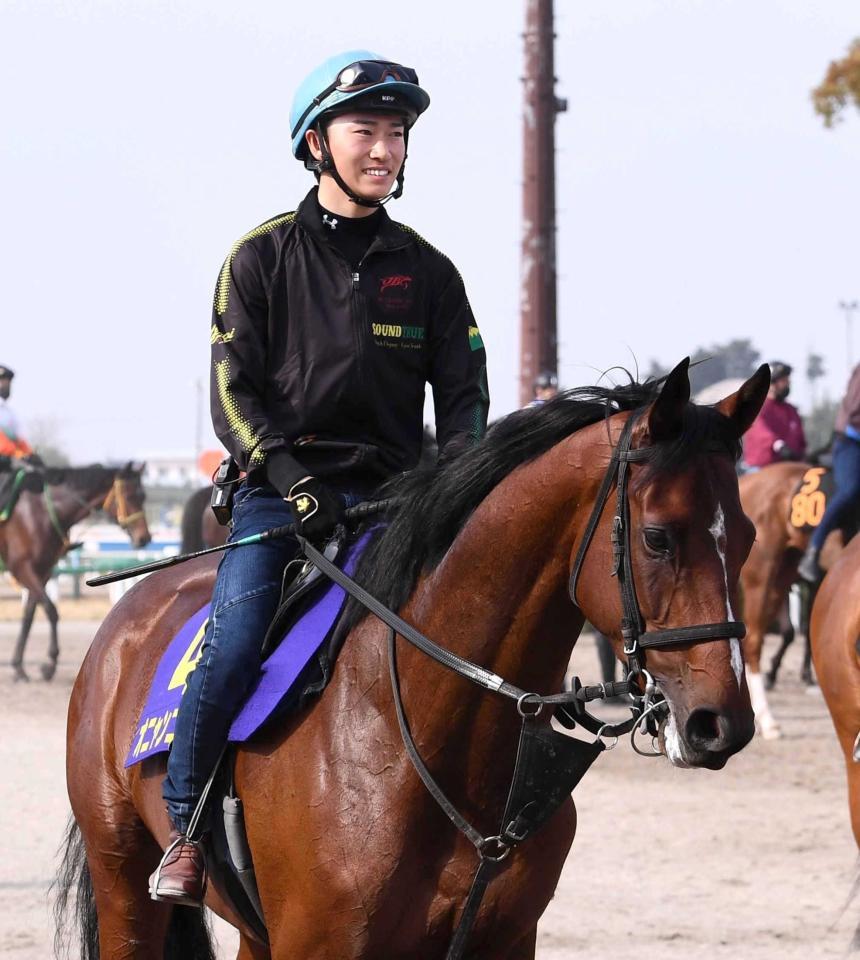 大一番に意気込む菅原明とオニャンコポン